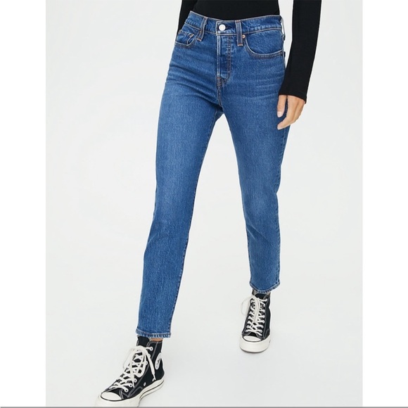 Levi's Denim - Aritzia Levi’s Wedgie Icon Jeans Size 27